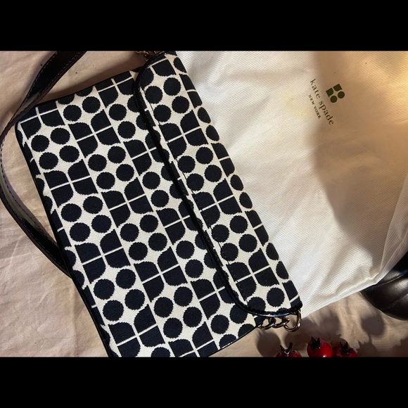 Kate Spade purse with dust bag - Picture 6 of 7